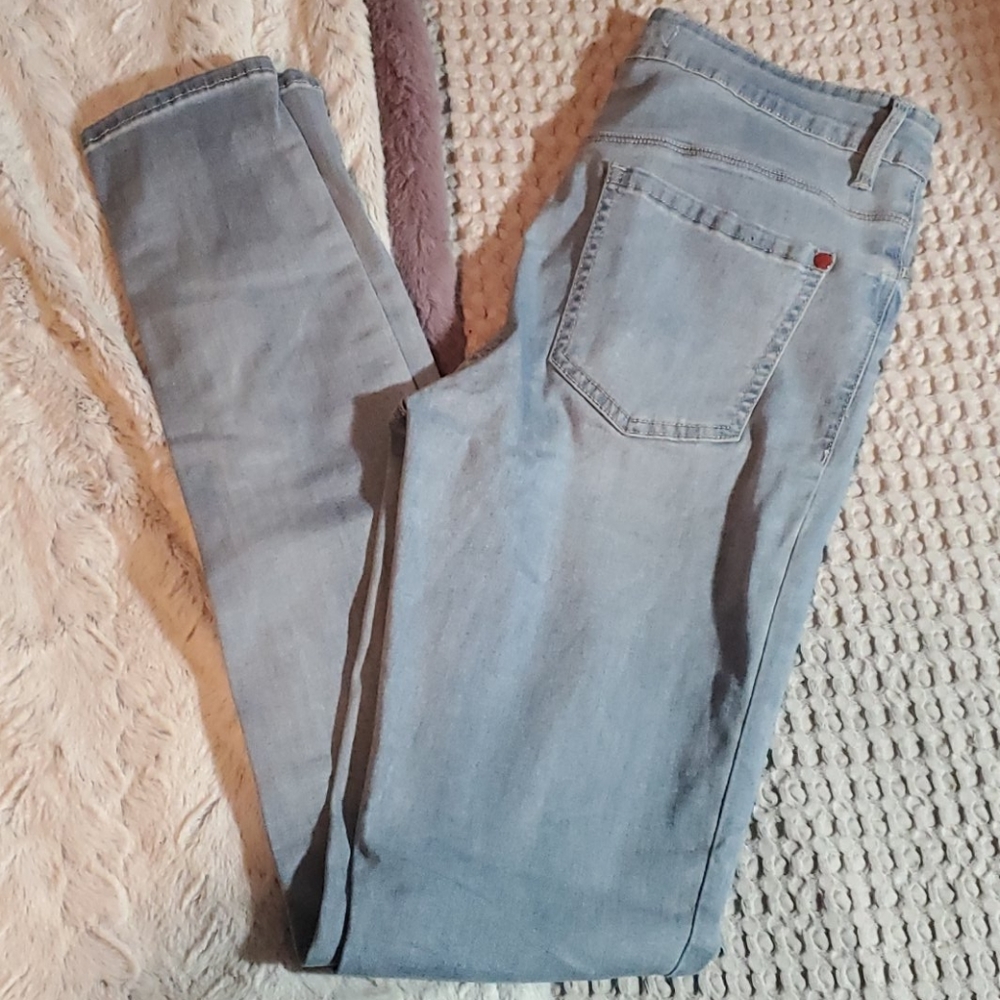 Skinniest Jeans Light Wash